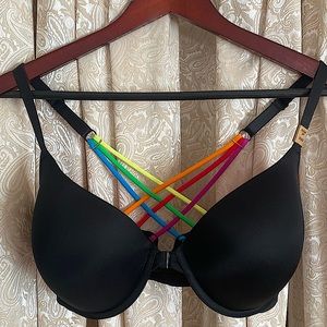 Cross back front closure